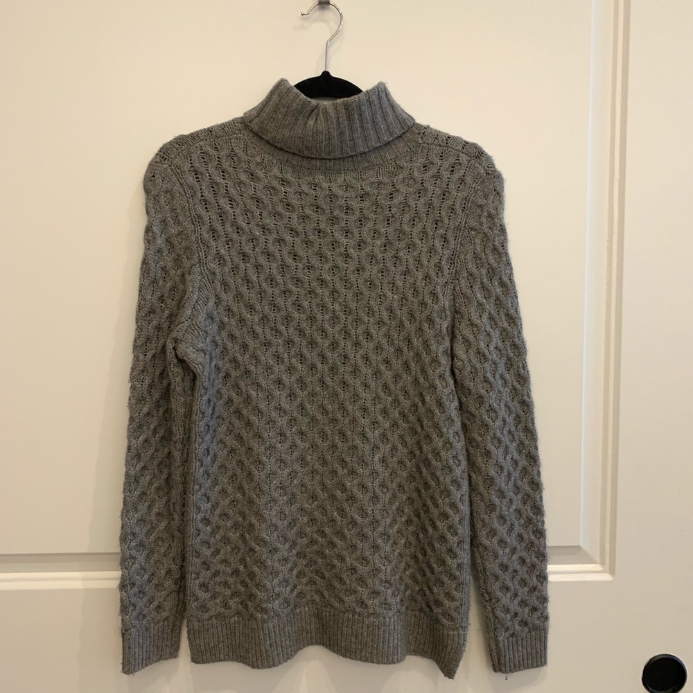 Sweater - Picture 2 of 3